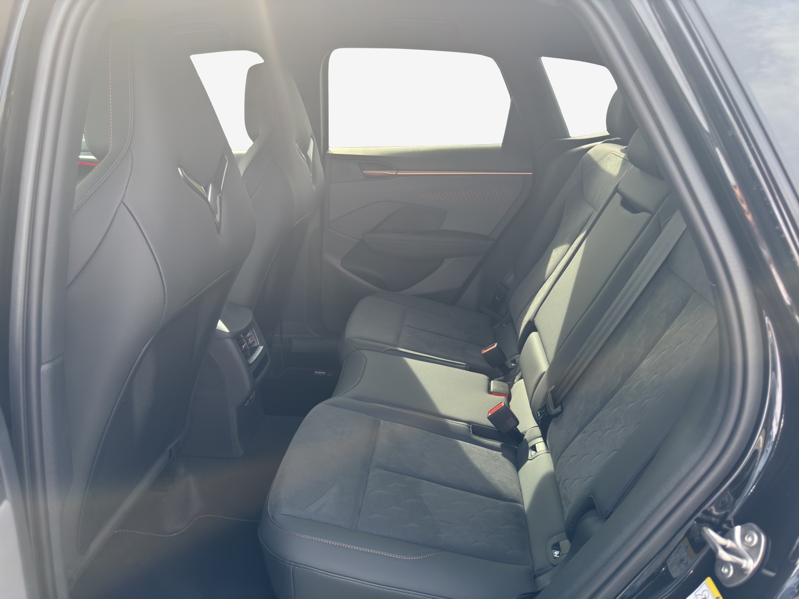 CUPRA Terramar 1.5 eHybrid Prime Edition DSG-image-11