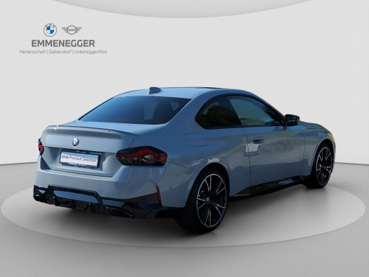 BMW M240i xDrive-showroom-element-3