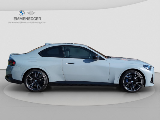 BMW M240i xDrive-image-4