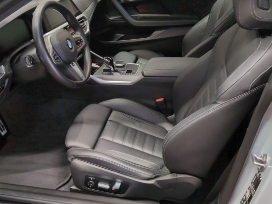 BMW M240i xDrive-image-7