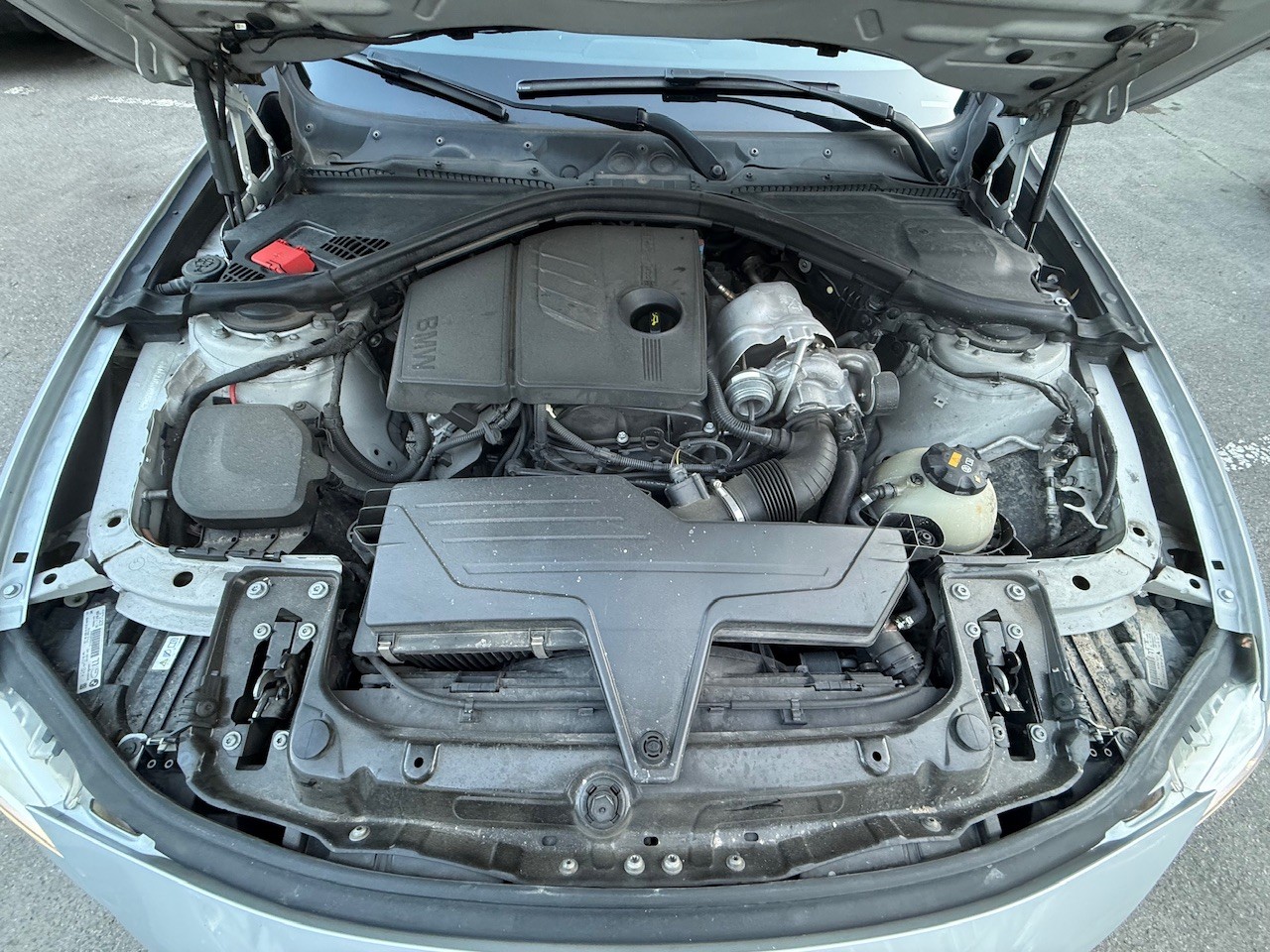 BMW 316i Touring Business Steptronic-image-13