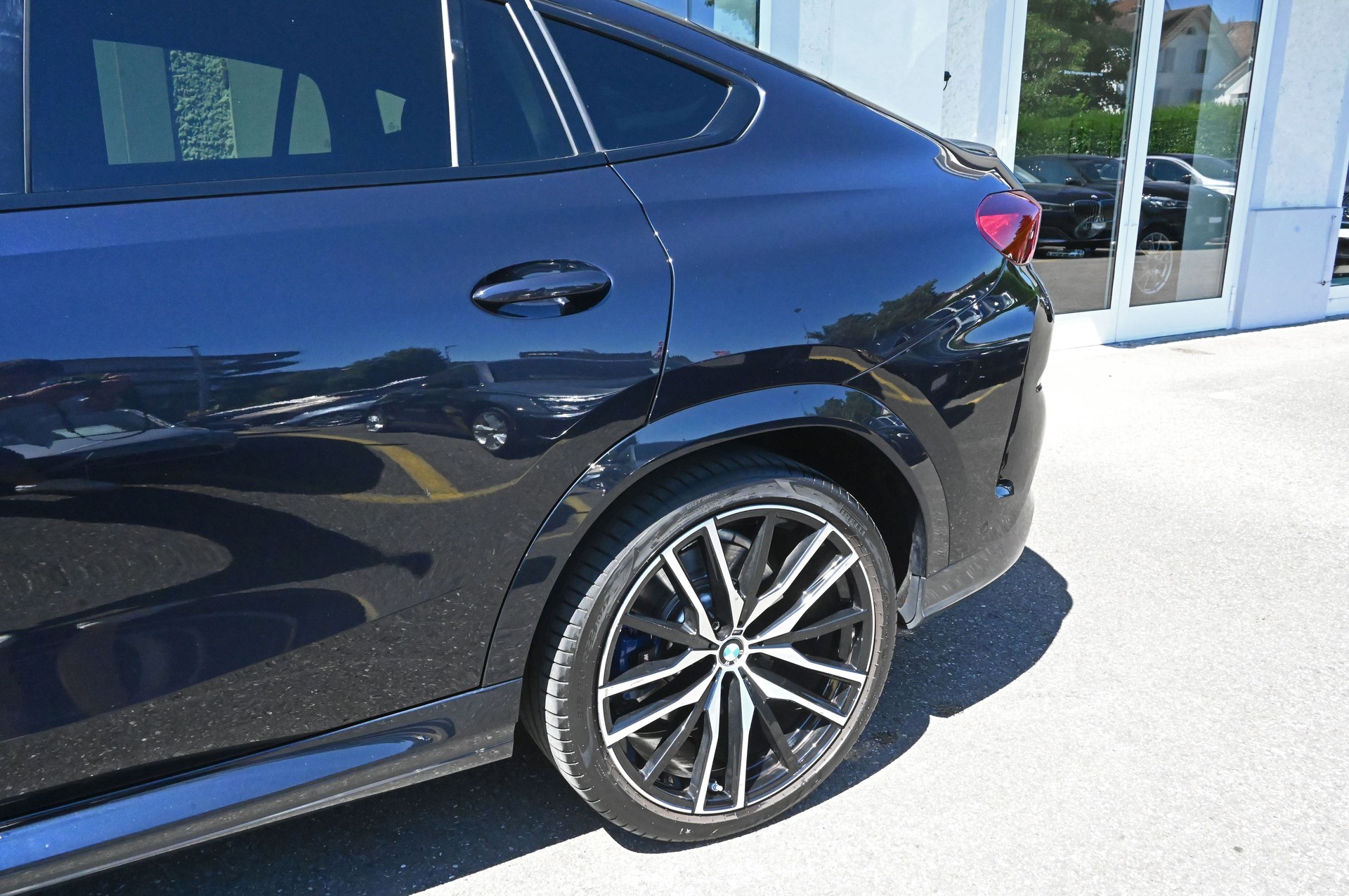 BMW X6 xDrive 48V 40i M Sport Steptronic-image-7