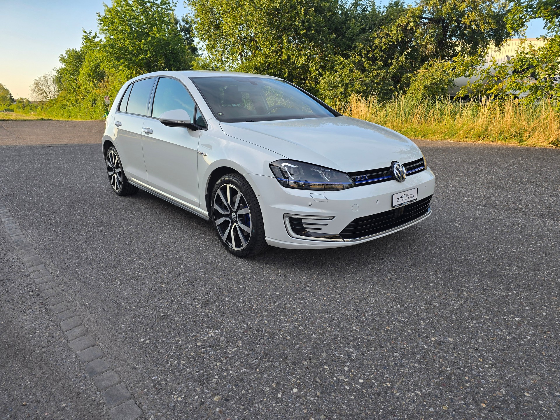 VW Golf 1.4 TSI GTE DSG-image-1
