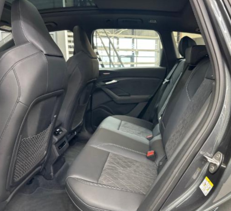 AUDI Q6 e-tron quattro S-line Tech pro mit traumhafter Ausstattung-image-9