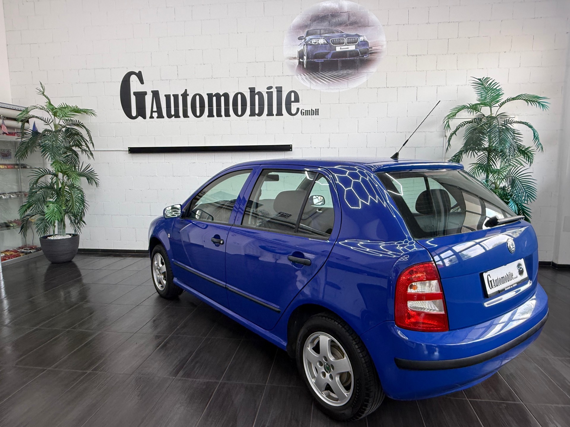 SKODA Fabia 1.4 16V Comfort-image-3