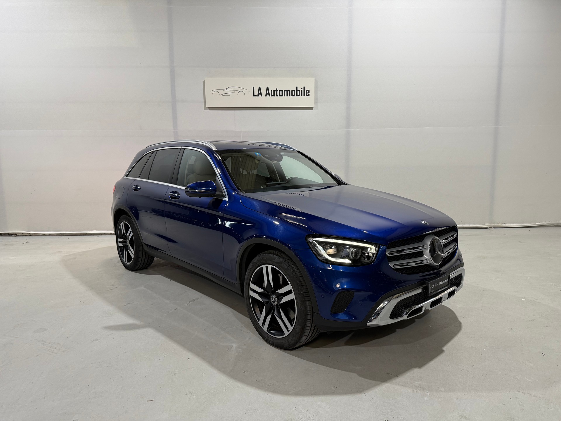 MERCEDES-BENZ GLC 400 d 4Matic 9G-Tronic CH-Fahrzeug-image-4