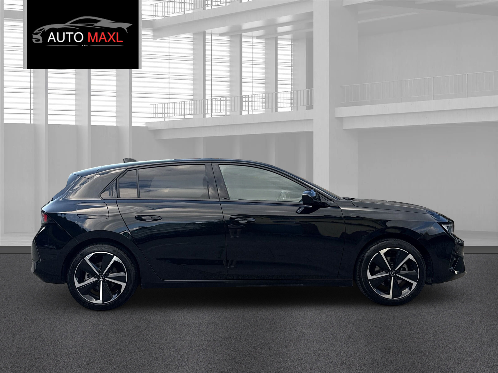 OPEL Astra 1.2i Turbo GS A-image-5