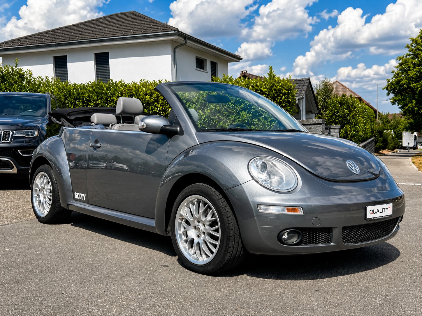 VW Beetle Cabrio 1.8 T Sixty-image-0