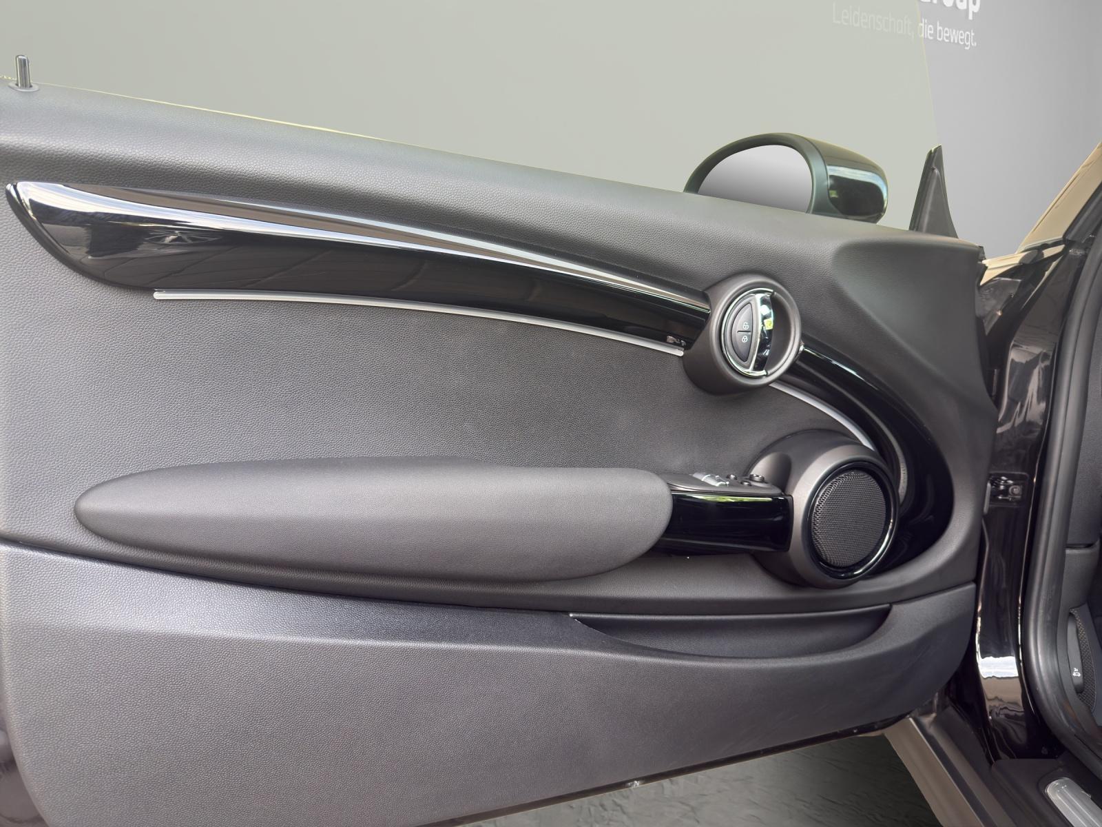 MINI F56 Cooper SE-image-8