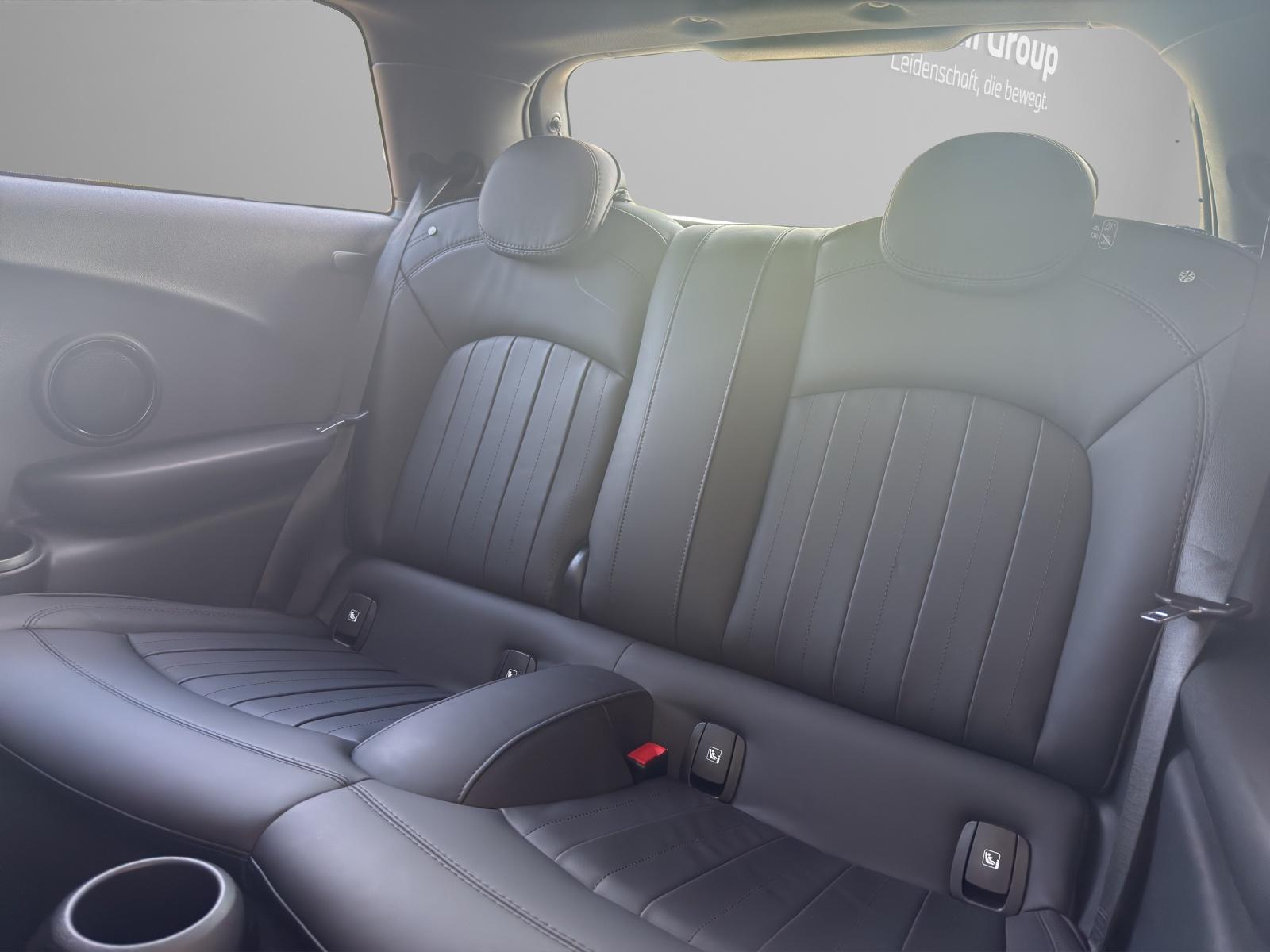 MINI F56 Cooper SE-image-9