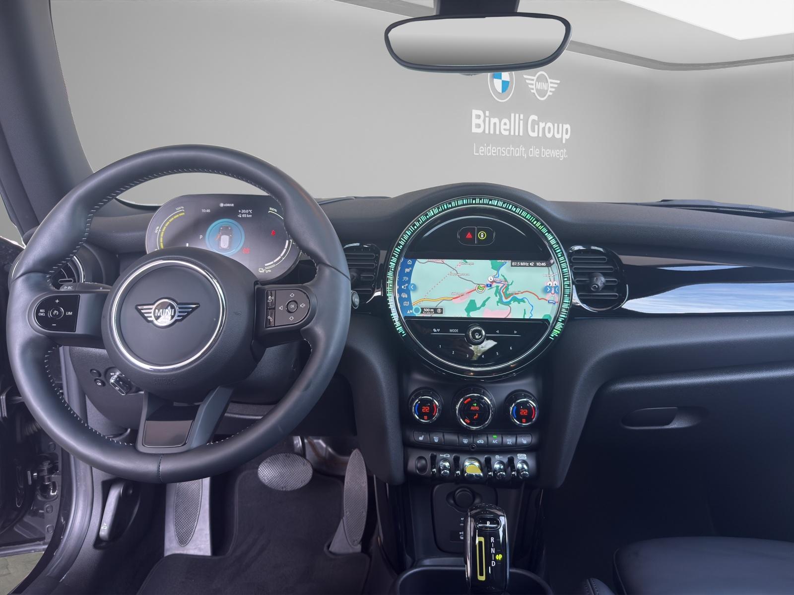MINI F56 Cooper SE-image-10