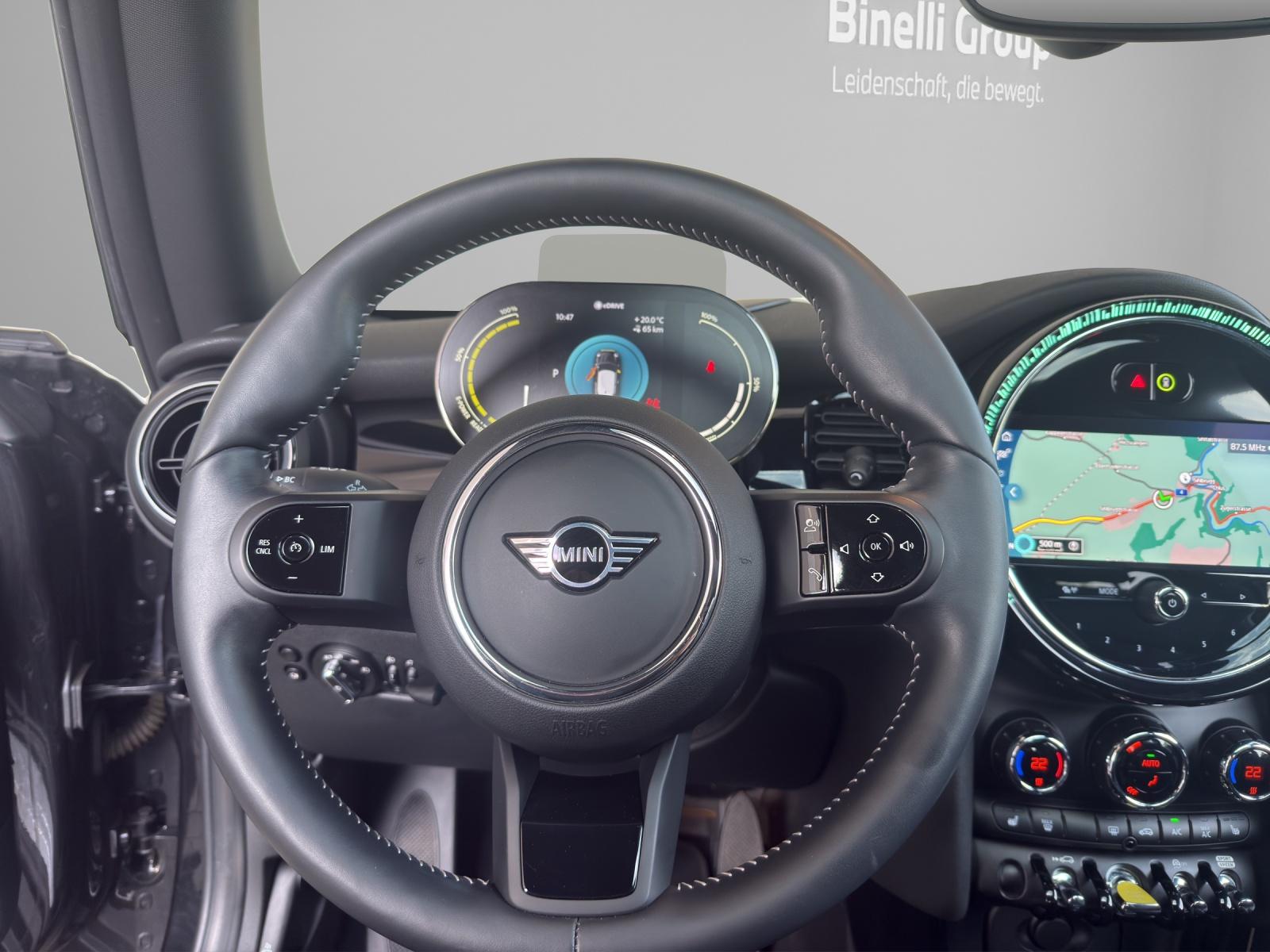 MINI F56 Cooper SE-image-11