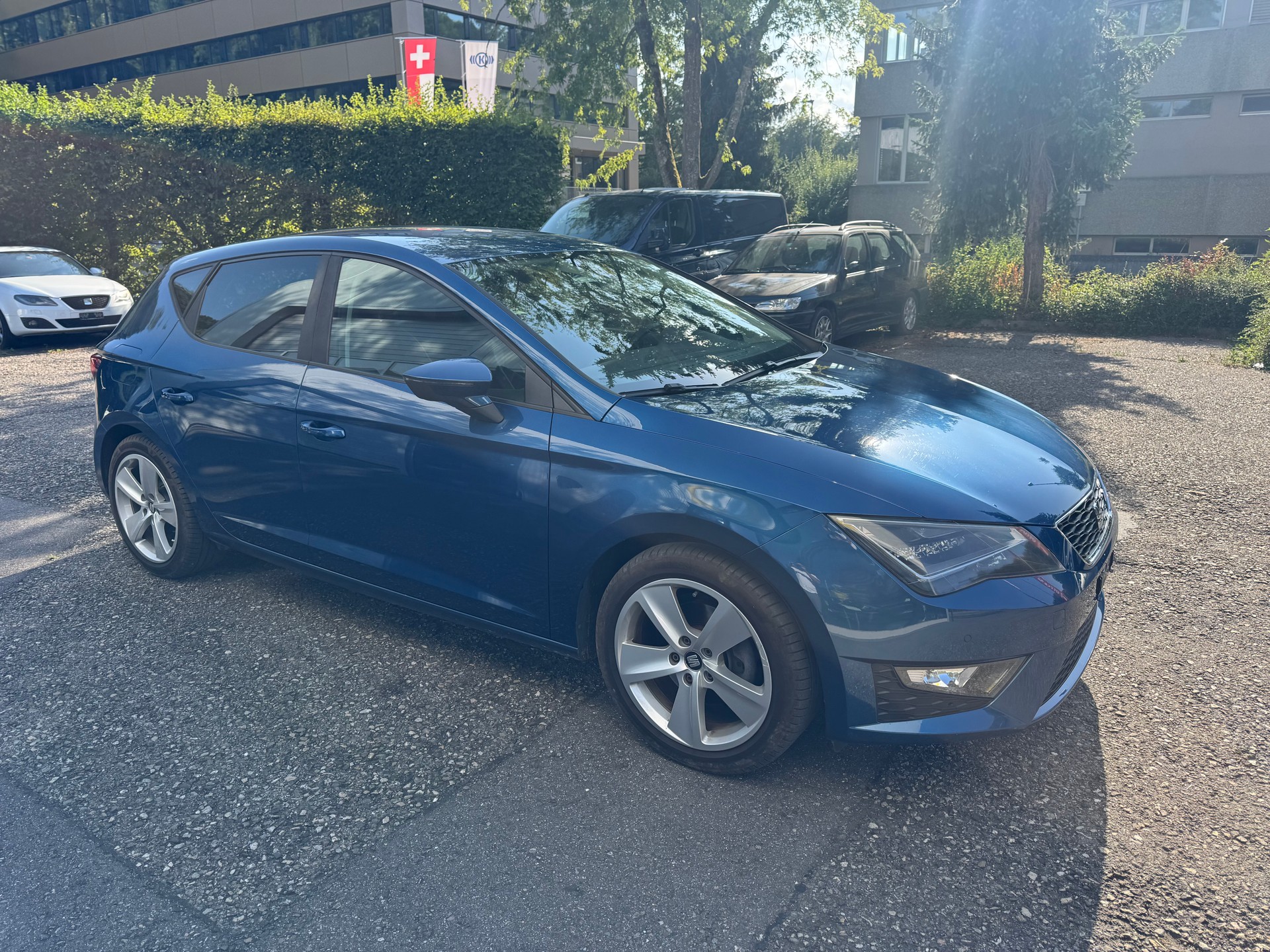 SEAT Leon 1.4 TSI FR-Evolution-image-1