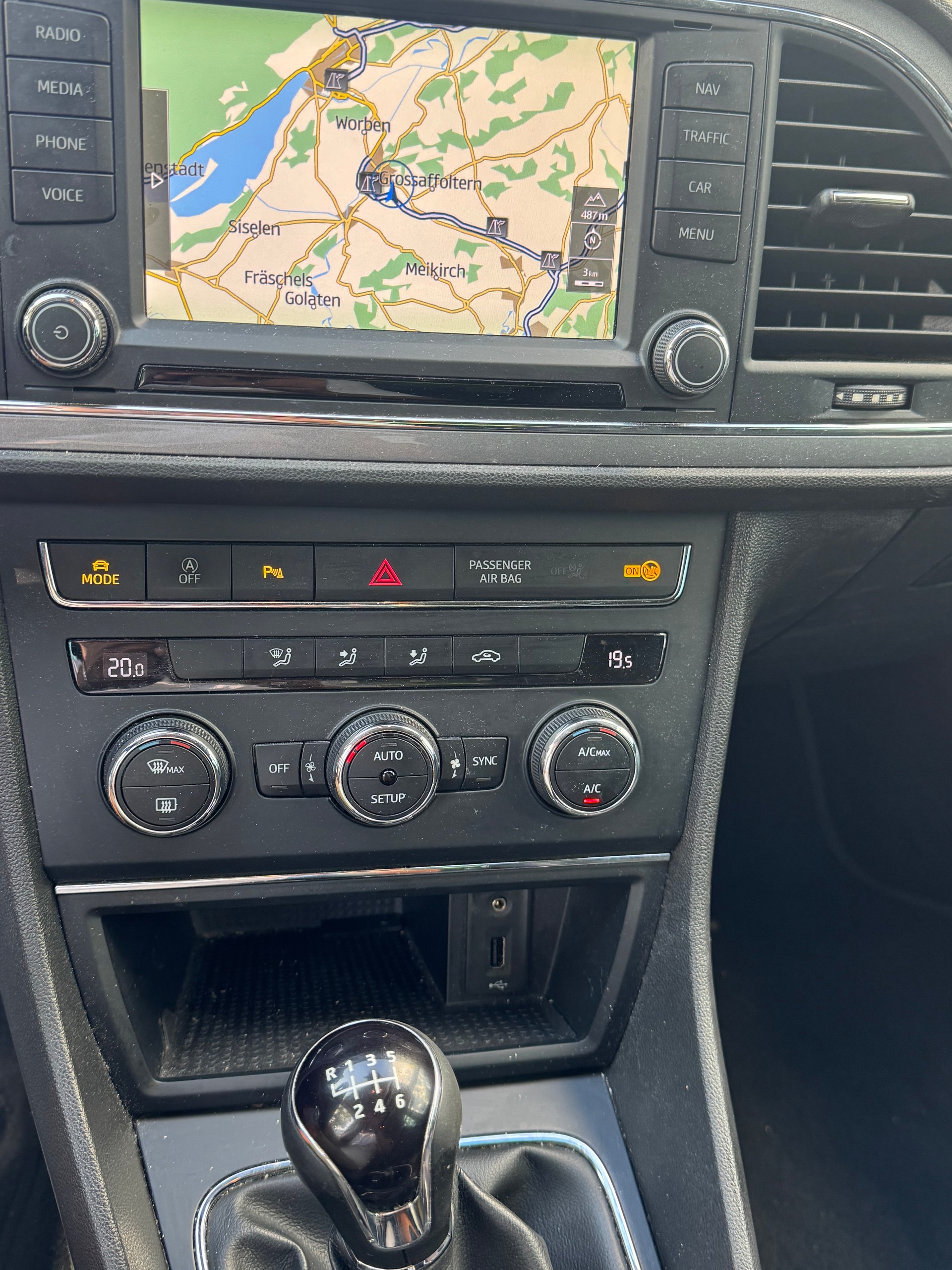 SEAT Leon 1.4 TSI FR-Evolution-image-7