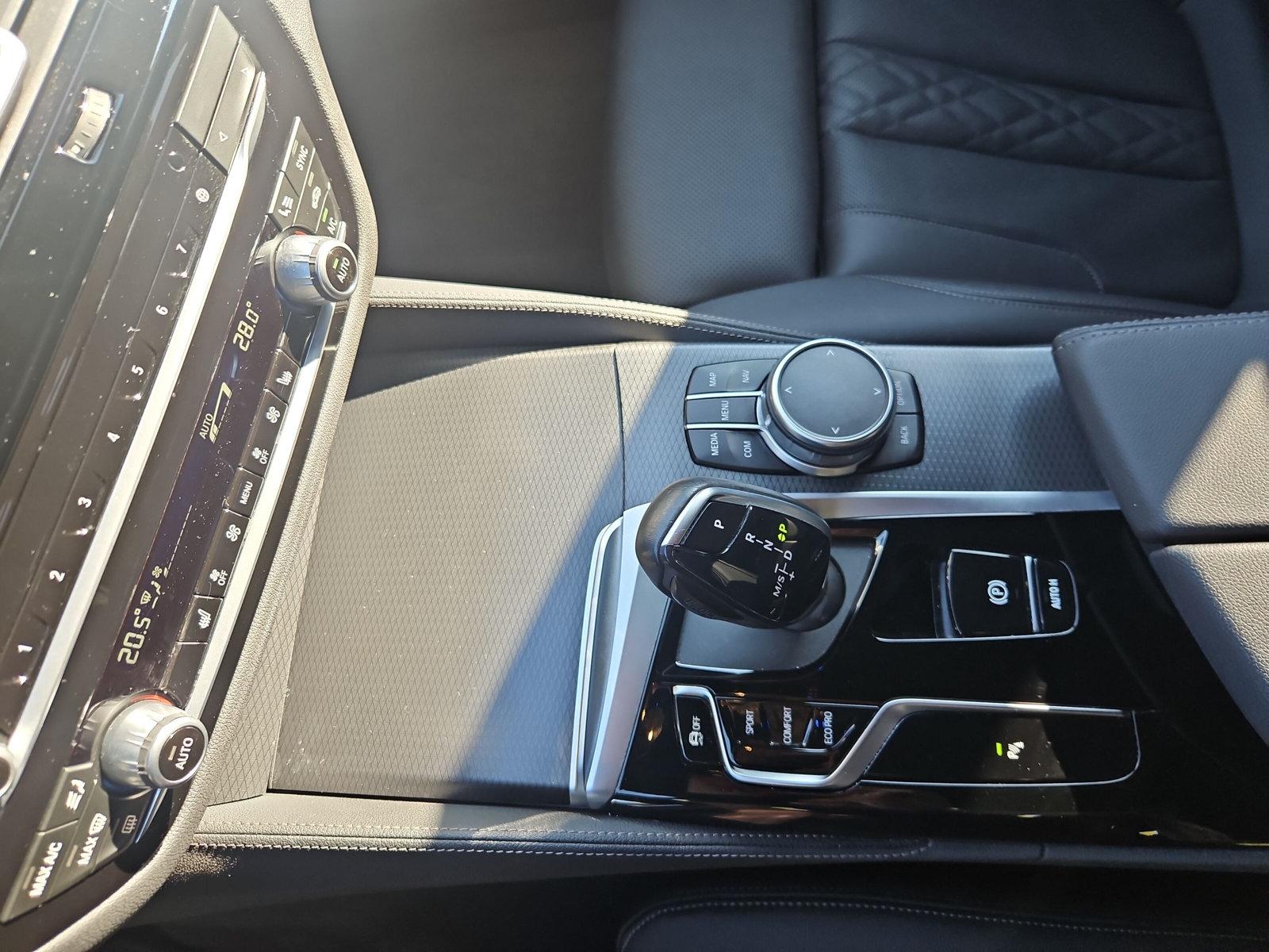 BMW 520d xDrive Touring Pure M Sport (CH)-image-20