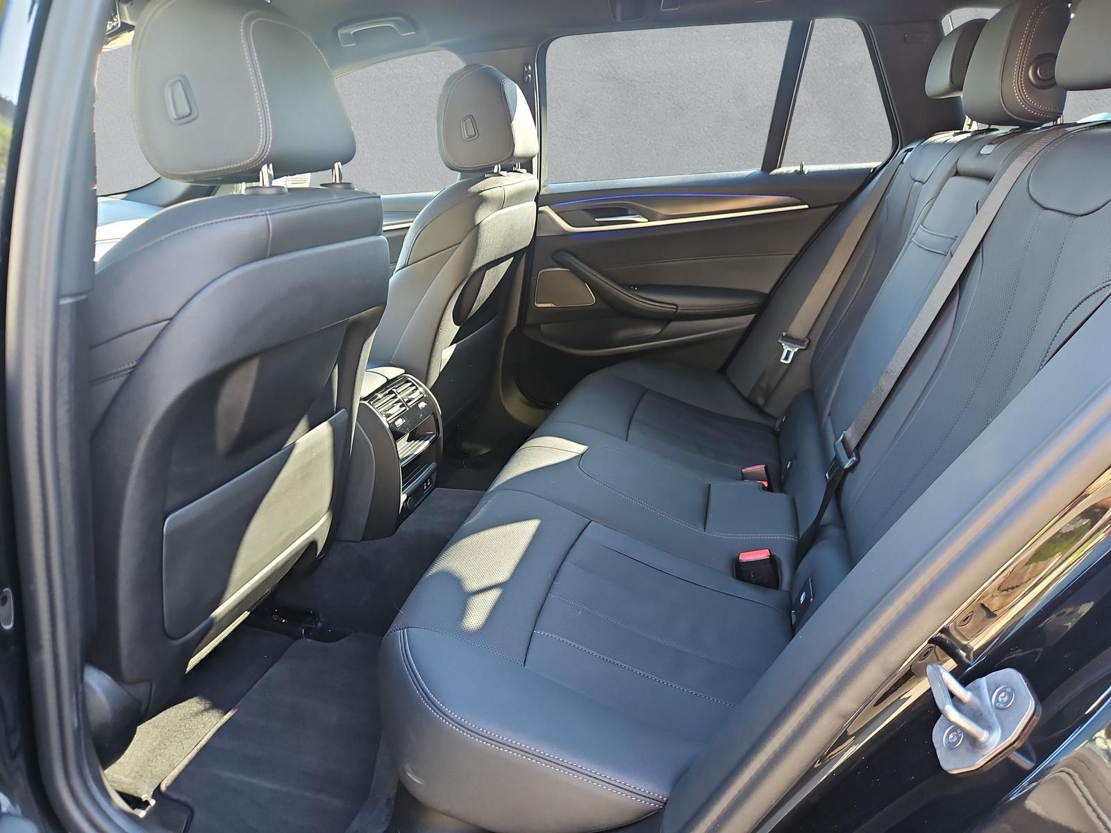 BMW 520d xDrive Touring Pure M Sport (CH)-image-11