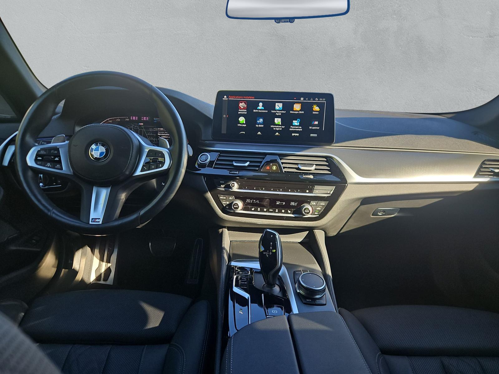 BMW 520d xDrive Touring Pure M Sport (CH)-image-12