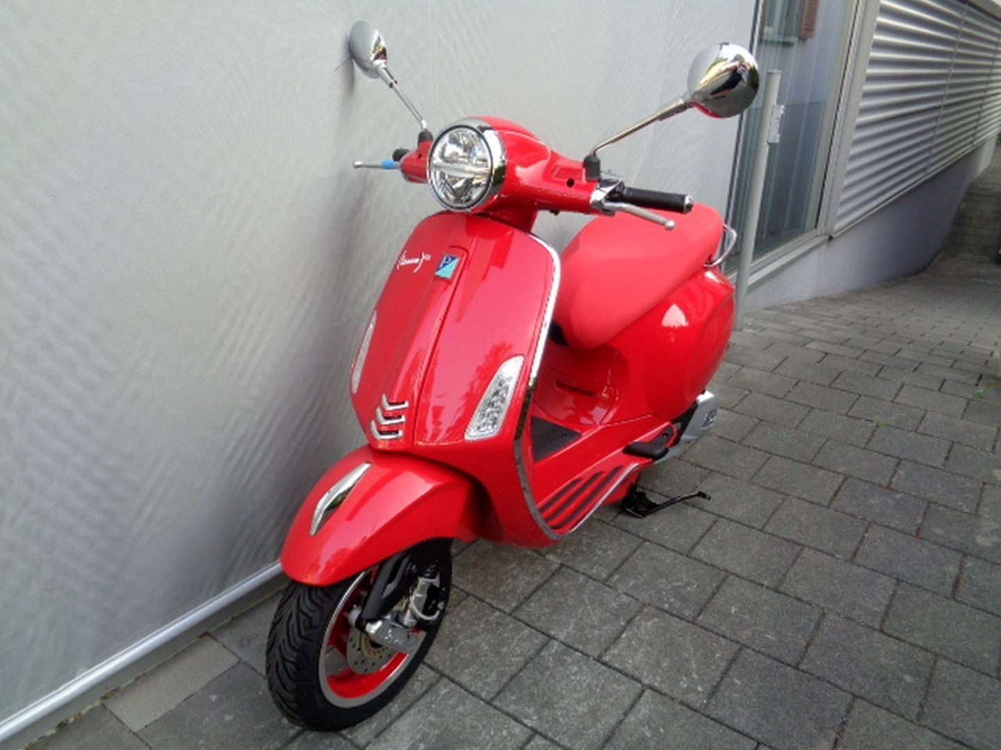 PIAGGIO VESPA PRIMAVERA 125 ABS RED MY26 E5-showroom-element-1