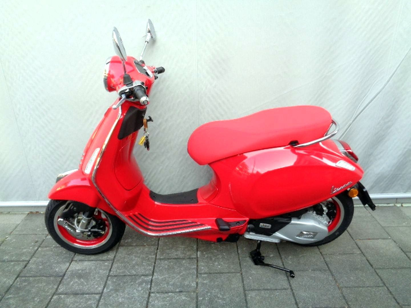 PIAGGIO VESPA PRIMAVERA 125 ABS RED MY26 E5