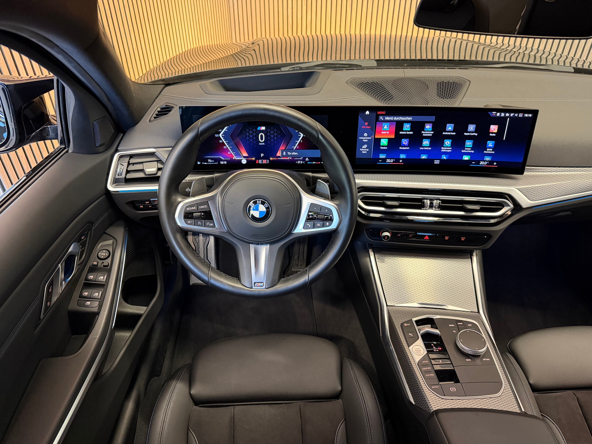 BMW M340i xDrive 48V Steptronic M Sport-image-15