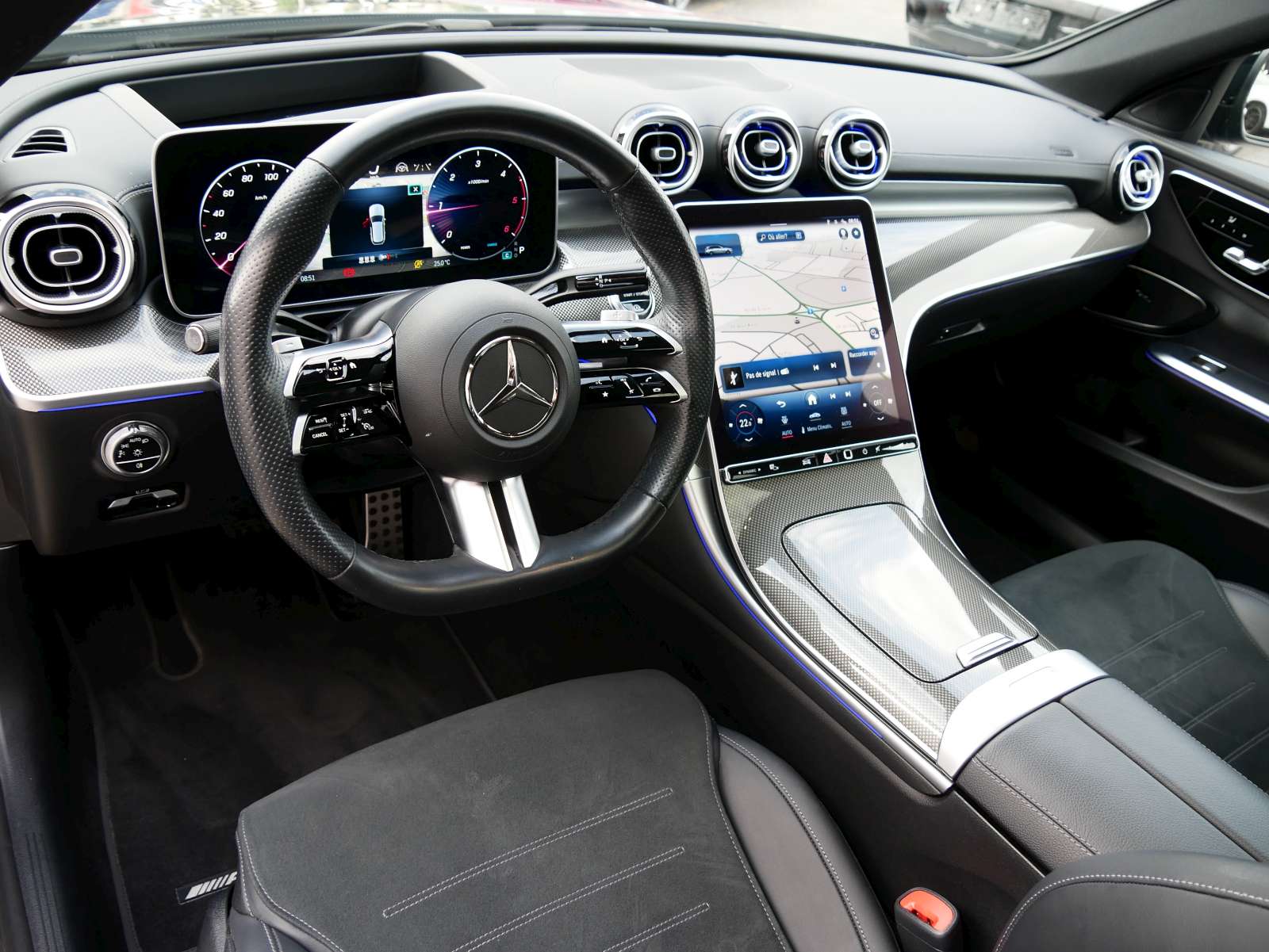 MERCEDES-BENZ C 220 d T 4Matic AMG Line-image-8