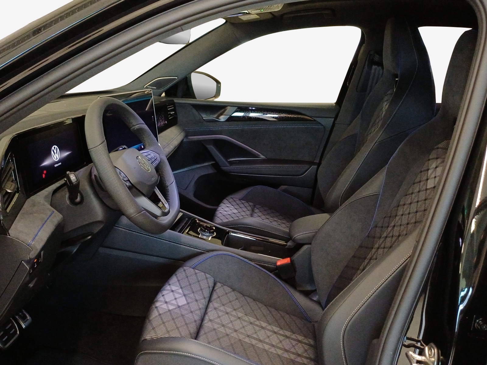 VW Tiguan 2.0 TSI DSG R-Line Plus 4Motion-image-7