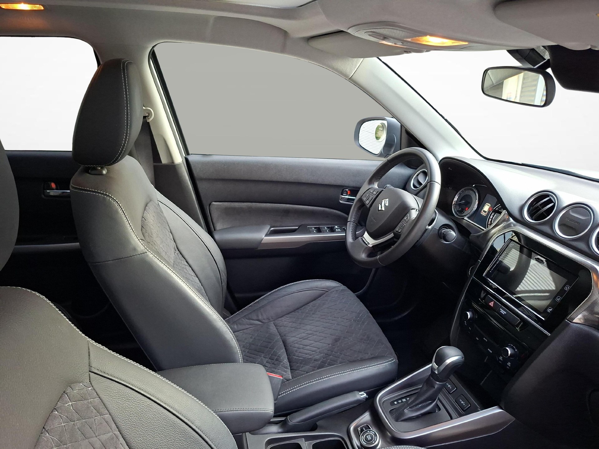 SUZUKI Vitara 1.5 Top Hybrid Edition 35 4x4 4 AHK. Alu- Winterräder-image-5