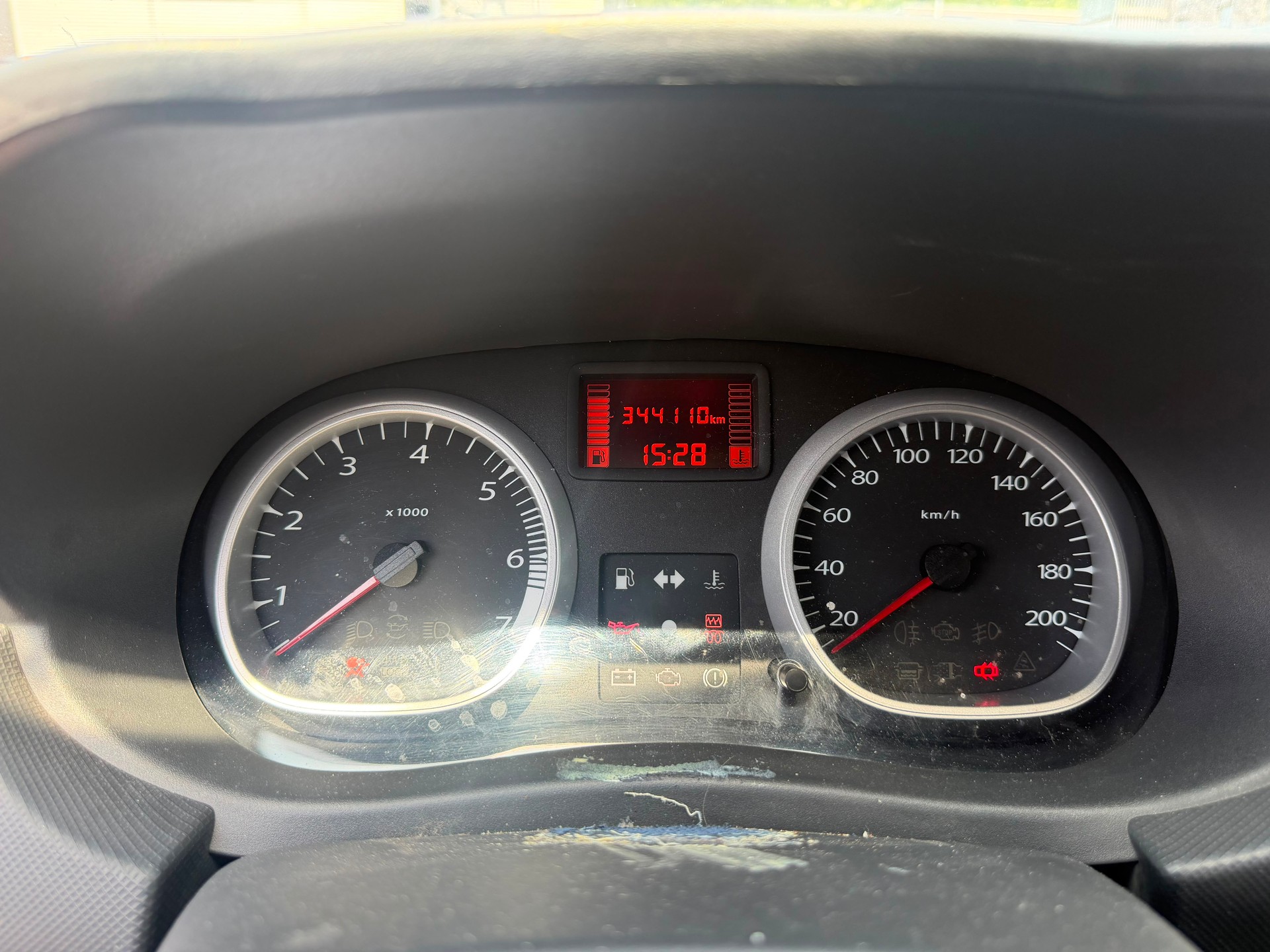 DACIA Duster 1.5 dCi Lauréate 4x4-image-8