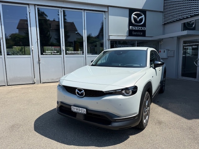 MAZDA MX-30 e-Skyactiv Advantage-image-2