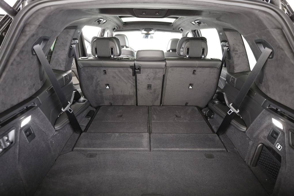 BMW X7 40d xDrive-image-17