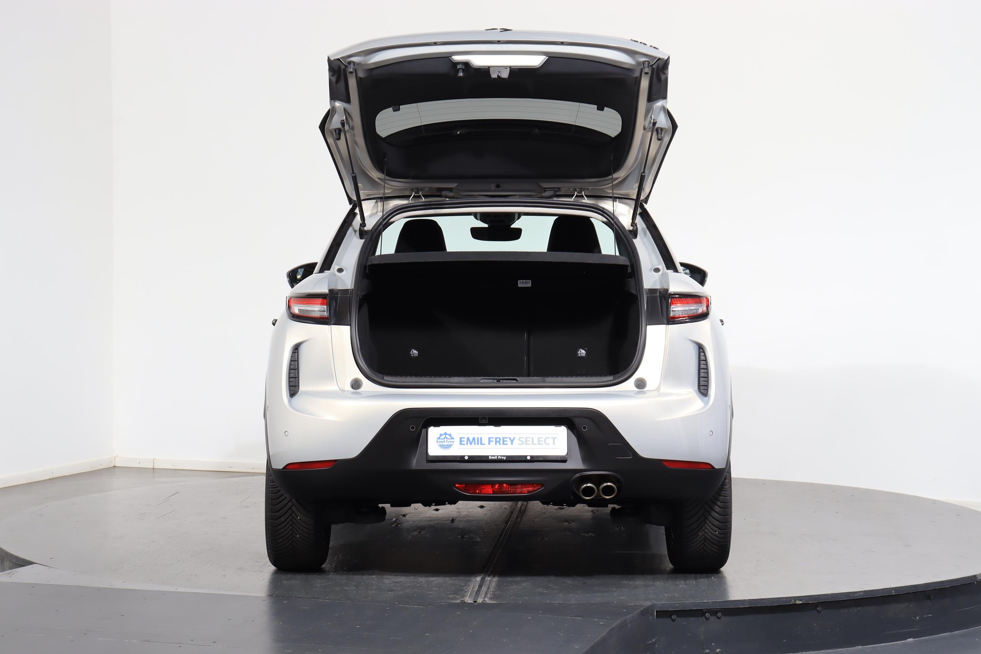 DS AUTOMOBILES 3 Crossback 1.2 PureTech 130 Ligne Noire-image-3