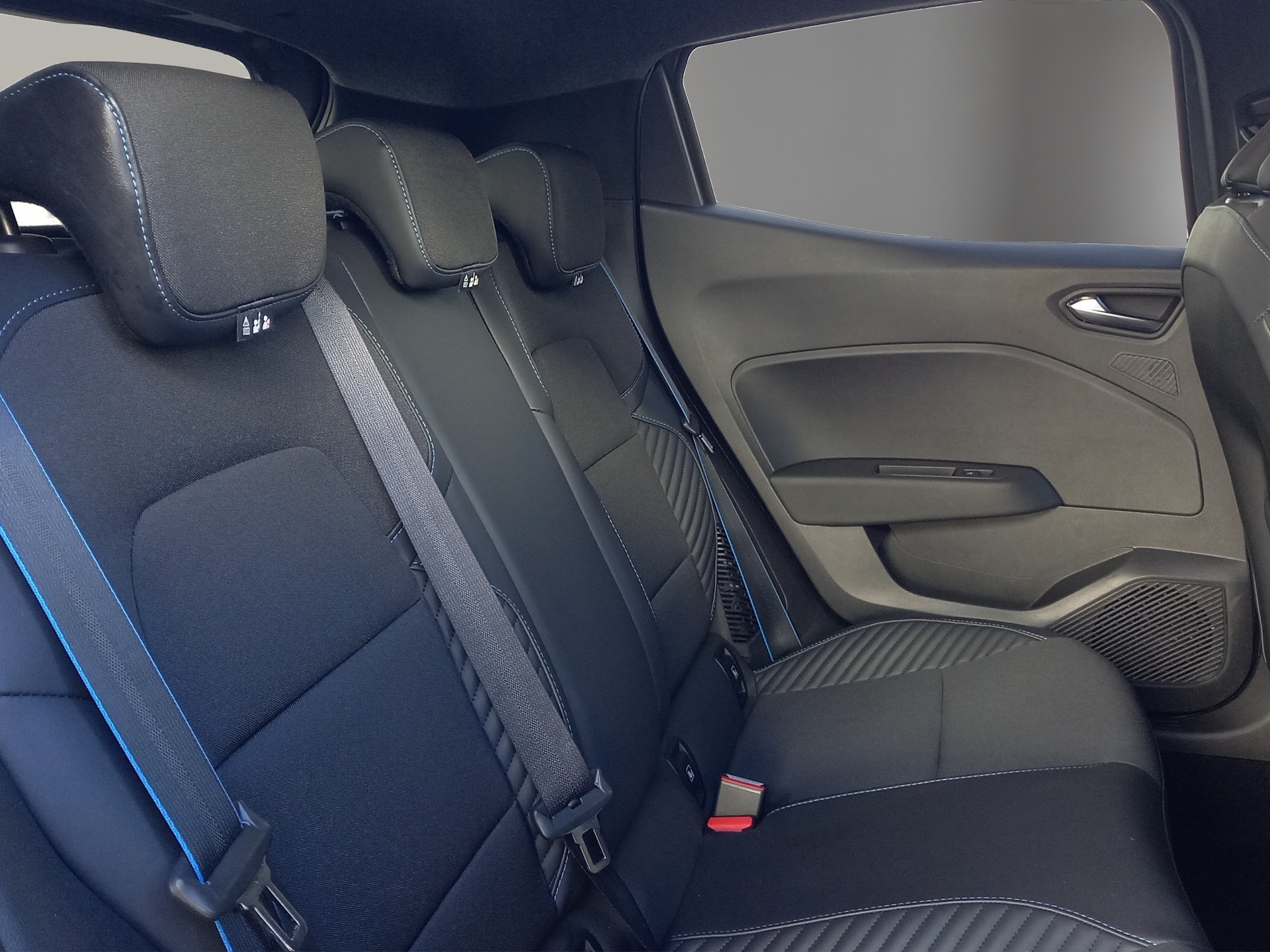 RENAULT Clio 1.6 E-Tech esprit Alpine-image-14