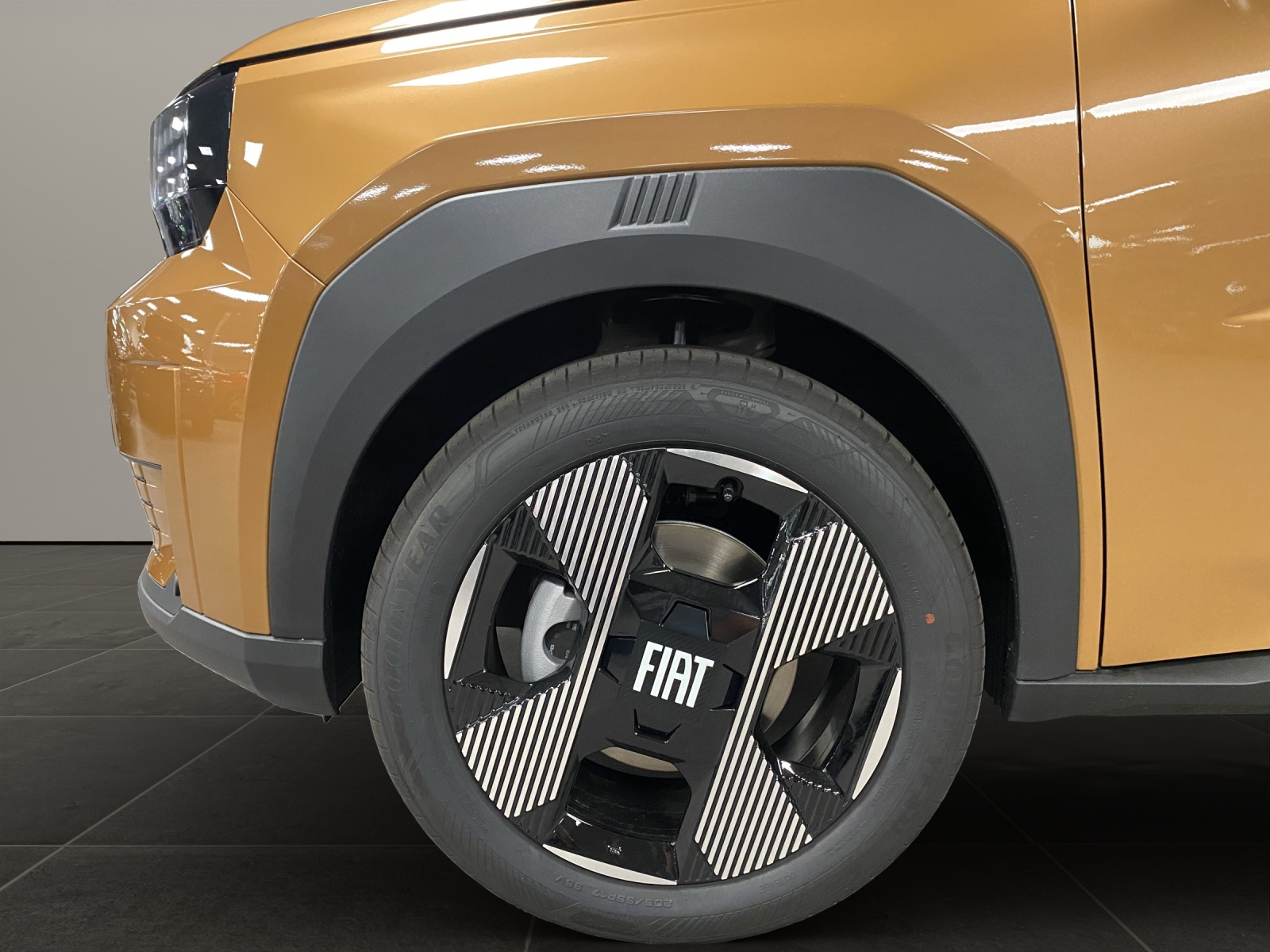 FIAT Grande Panda 1.2 Hybrid La Prima-image-9