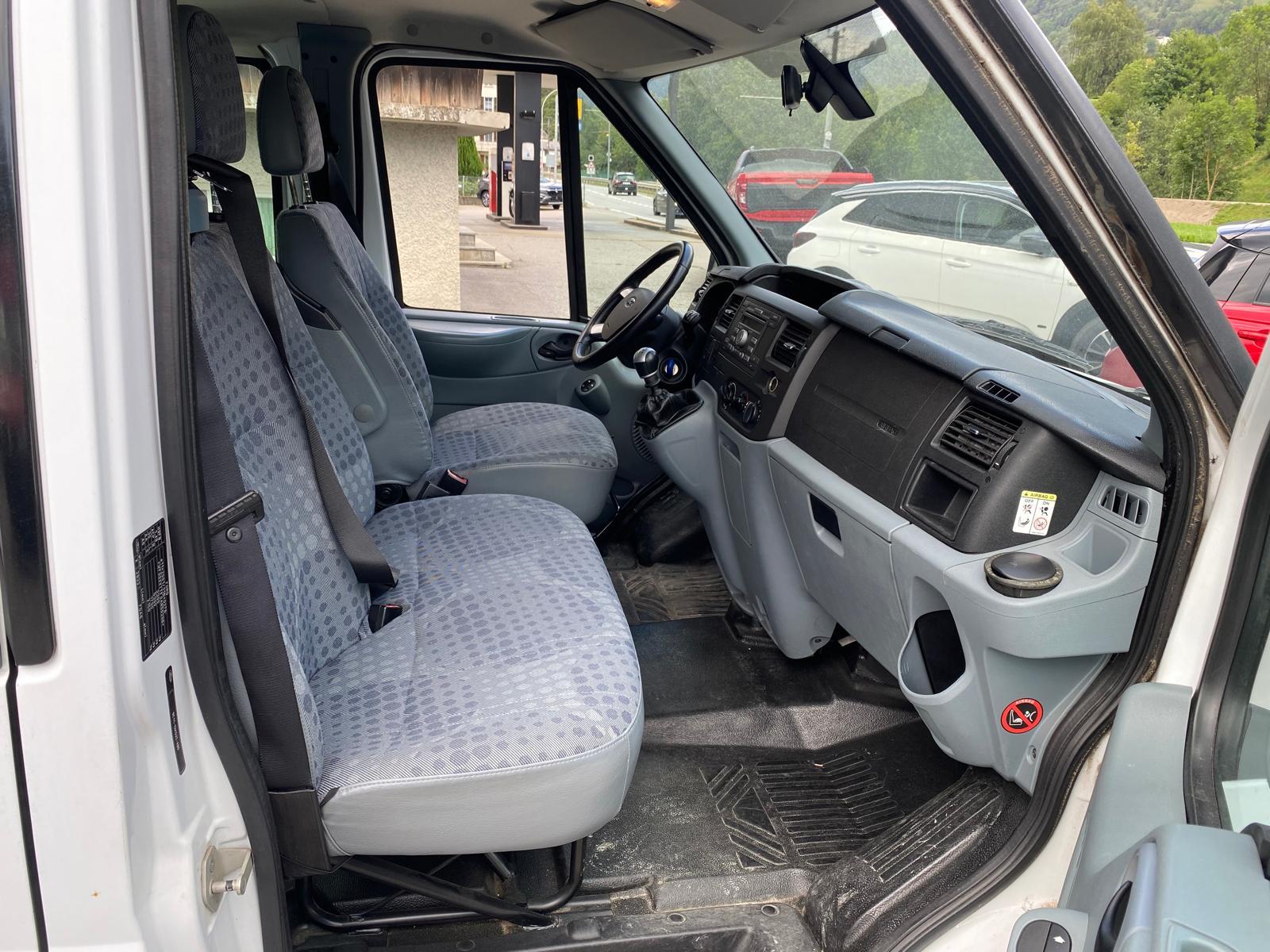 FORD Transit Kombi 330 S 2.4 TDCi 140 Trend 4x4-image-5