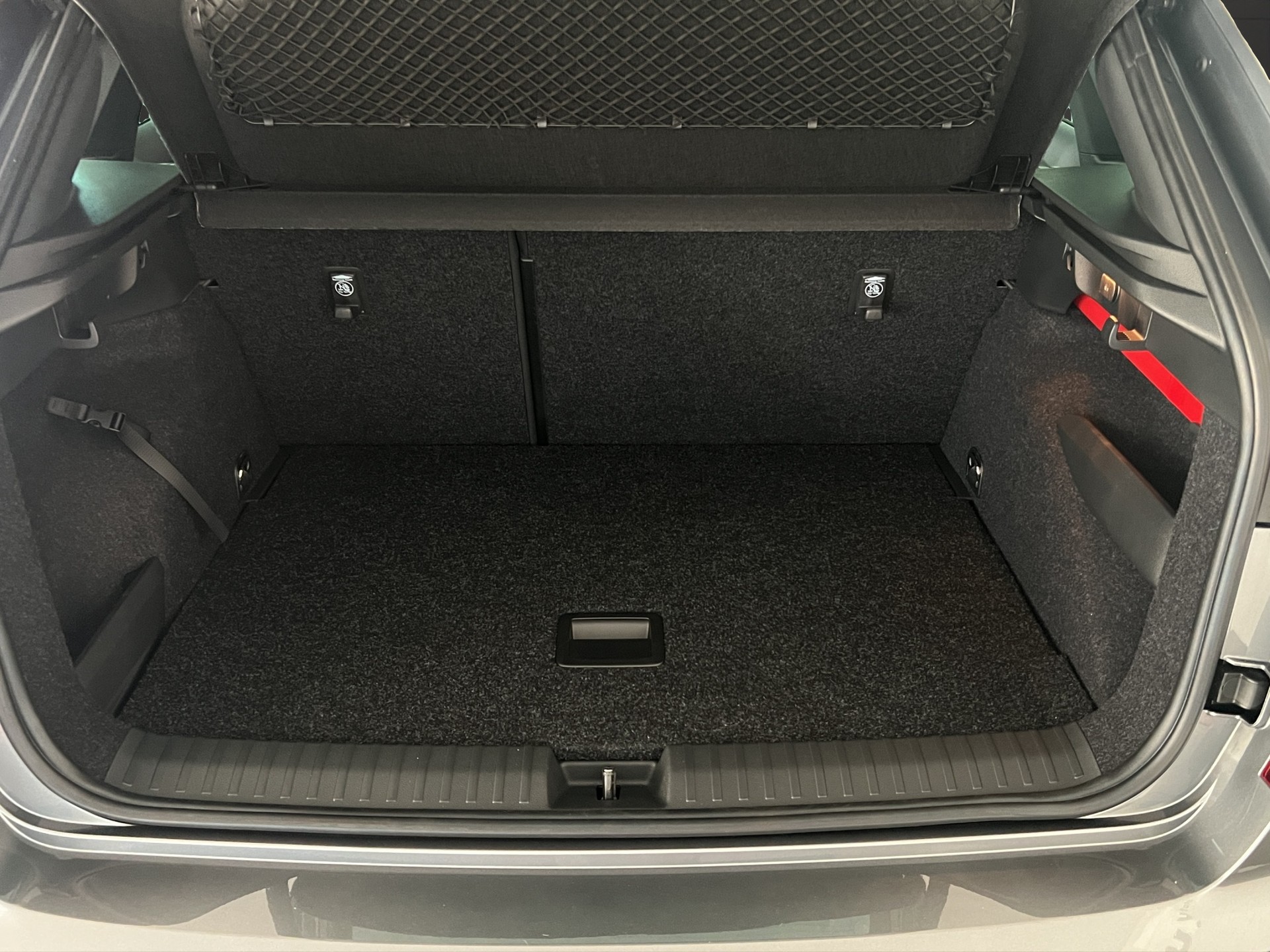 SKODA Kamiq 1.0 TSI Dynamic DSG-image-13