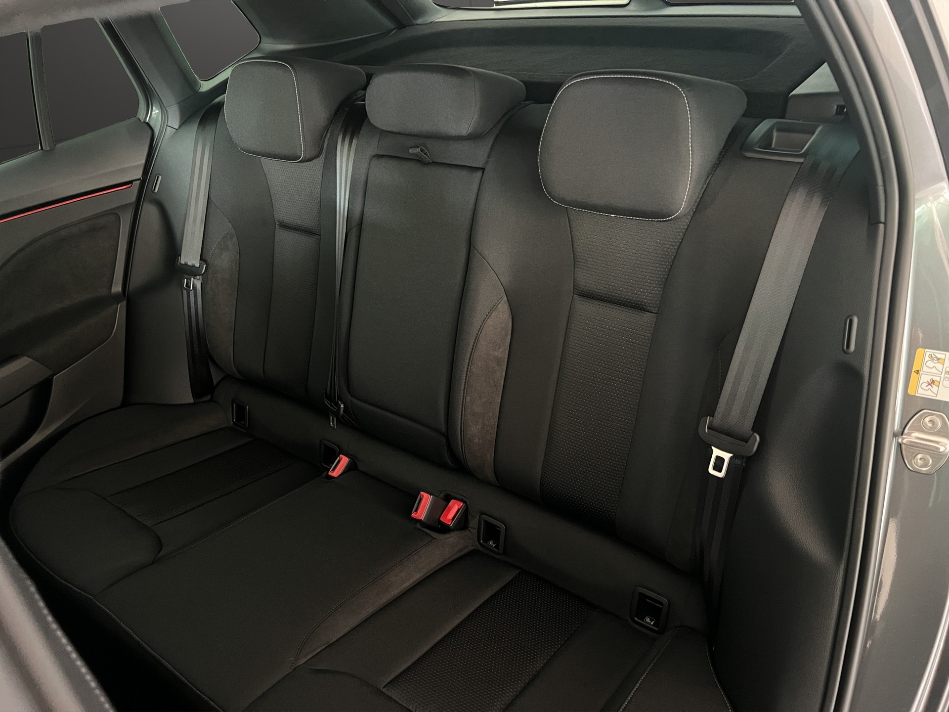 SKODA Kamiq 1.0 TSI Dynamic DSG-image-9