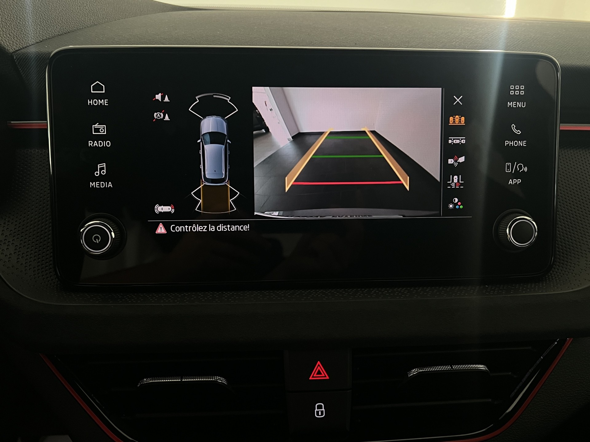 SKODA Kamiq 1.0 TSI Dynamic DSG-image-12