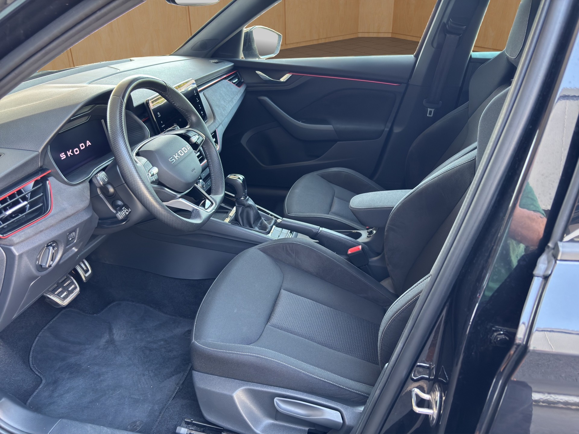SKODA Kamiq 1.0 TSI Dynamic DSG-image-6