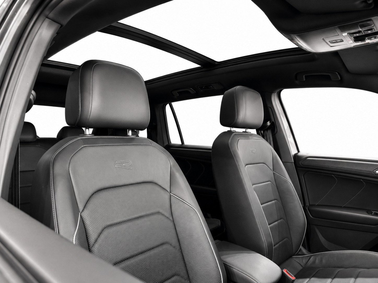 VW Tiguan Allspace 2.0TSI R-Line 4Motion DSG * 7-Plätzer * Anhängerkupplung * Black Style * Volle Austattung *-image-11