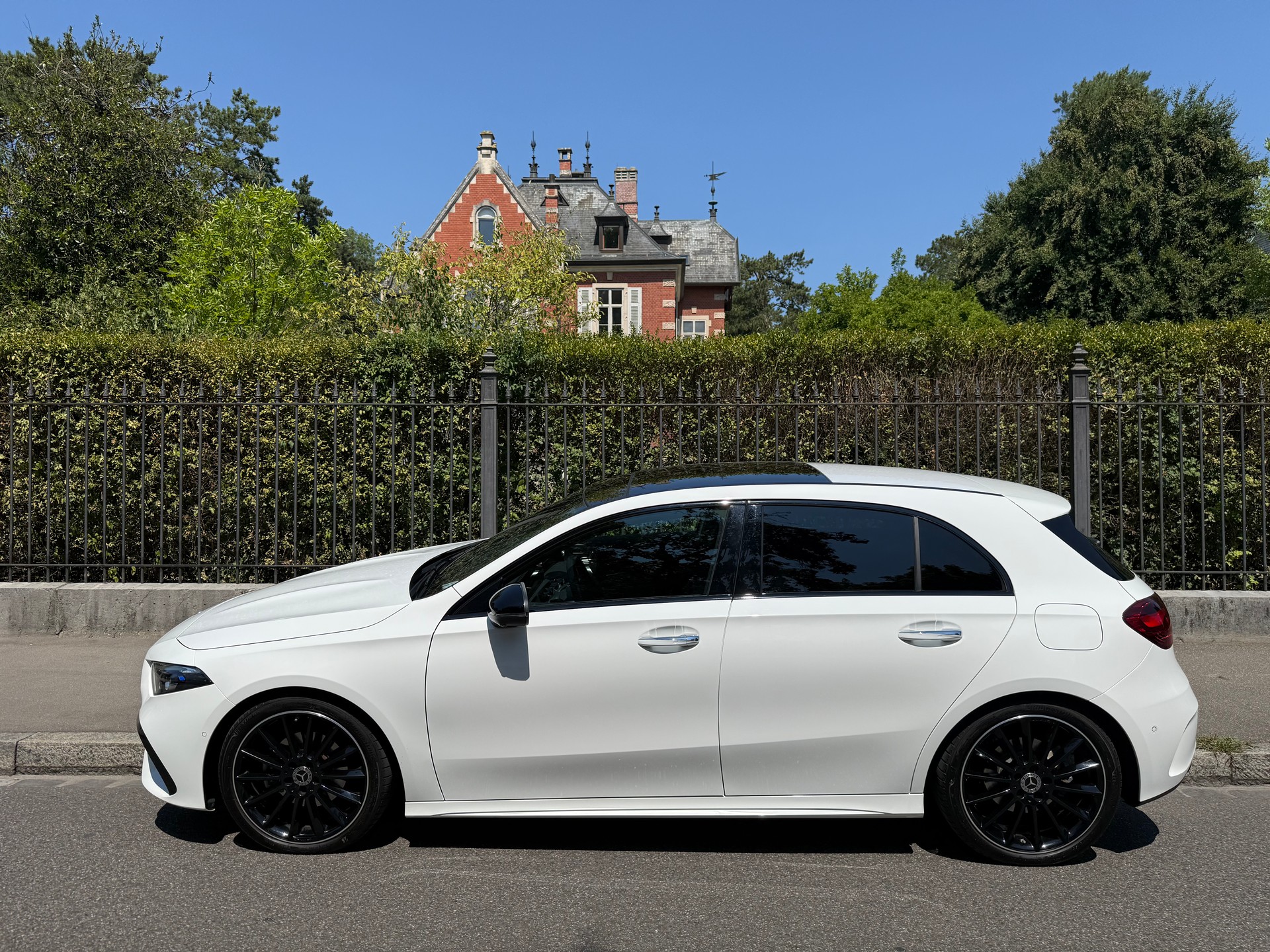 MERCEDES-BENZ AMG Line-image-0