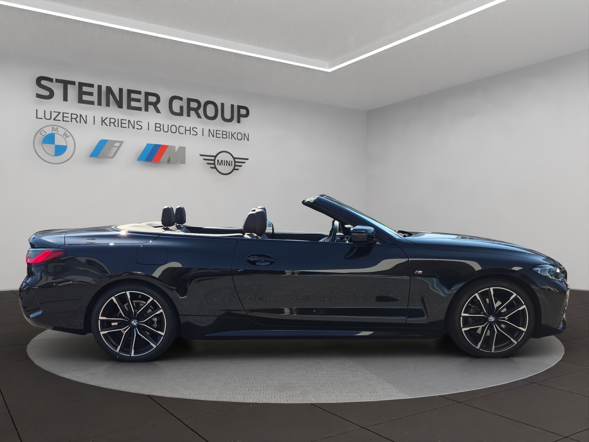 BMW 420i Cabriolet M Sport Steptronic-image-2