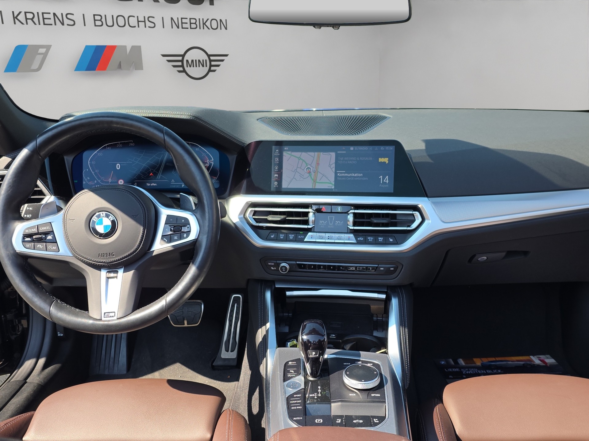 BMW 420i Cabriolet M Sport Steptronic-image-12