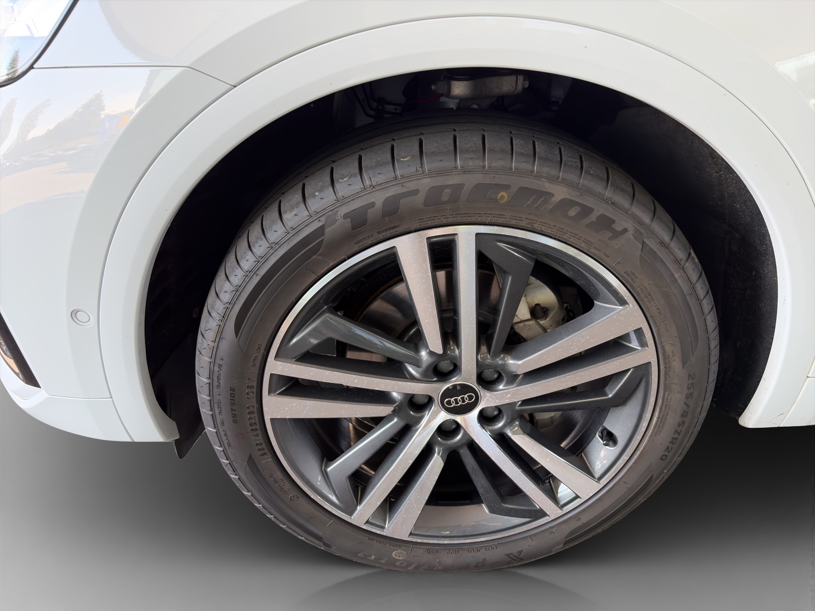 AUDI Q5 Sportback 40 TDI Blackedition quattro S-tronic-image-13