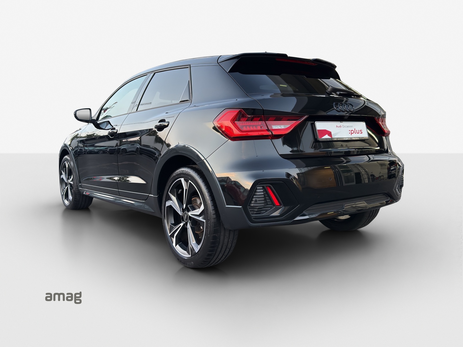 AUDI A1 allstreet 30 TFSI Attraction S-tronic-image-2