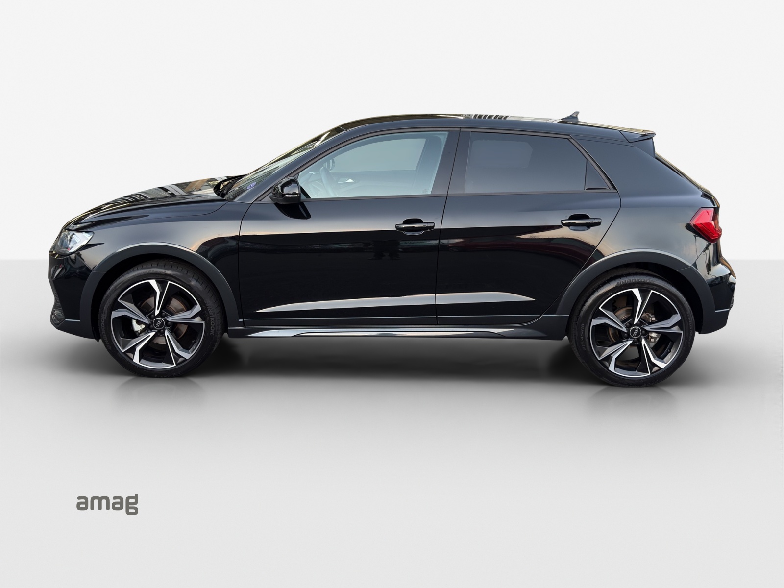 AUDI A1 allstreet 30 TFSI Attraction S-tronic-image-1