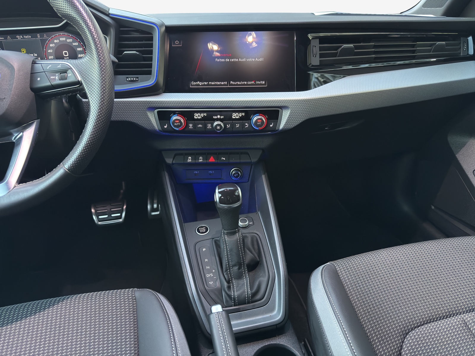 AUDI A1 allstreet 30 TFSI Attraction S-tronic-image-10