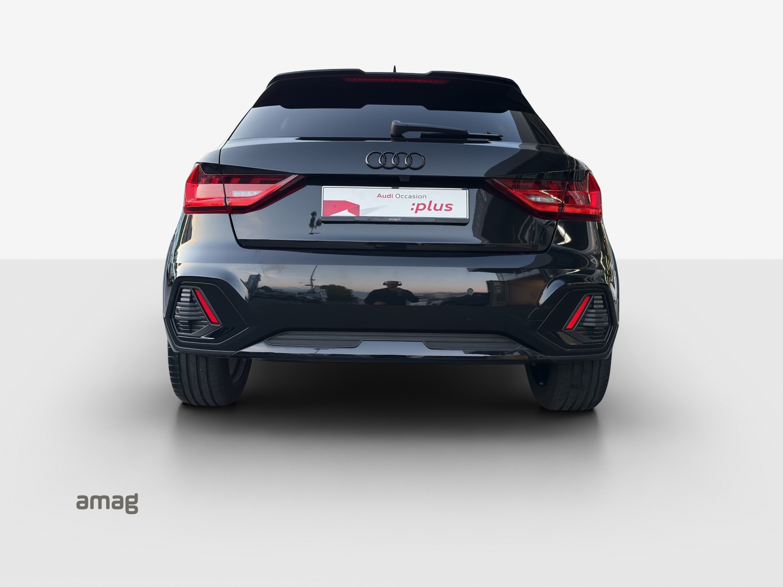 AUDI A1 allstreet 30 TFSI Attraction S-tronic-image-3