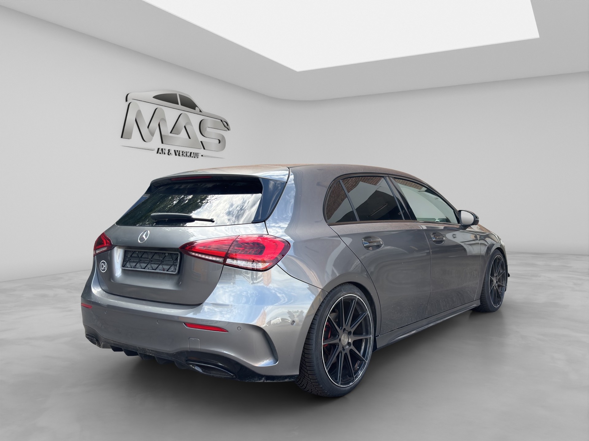 MERCEDES-BENZ A 250 4Matic AMG Line 4Matic 7G-DCT-image-5