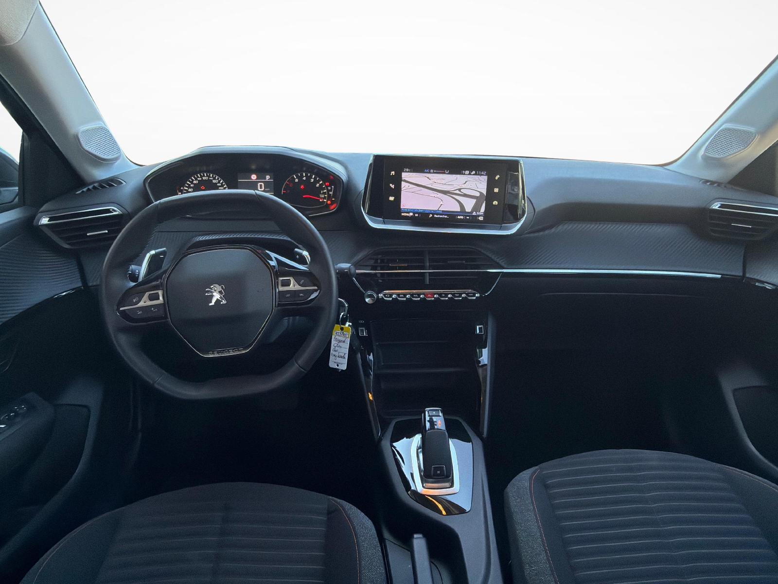 PEUGEOT 208 1.2 PureTech 100 Active Pack-image-8