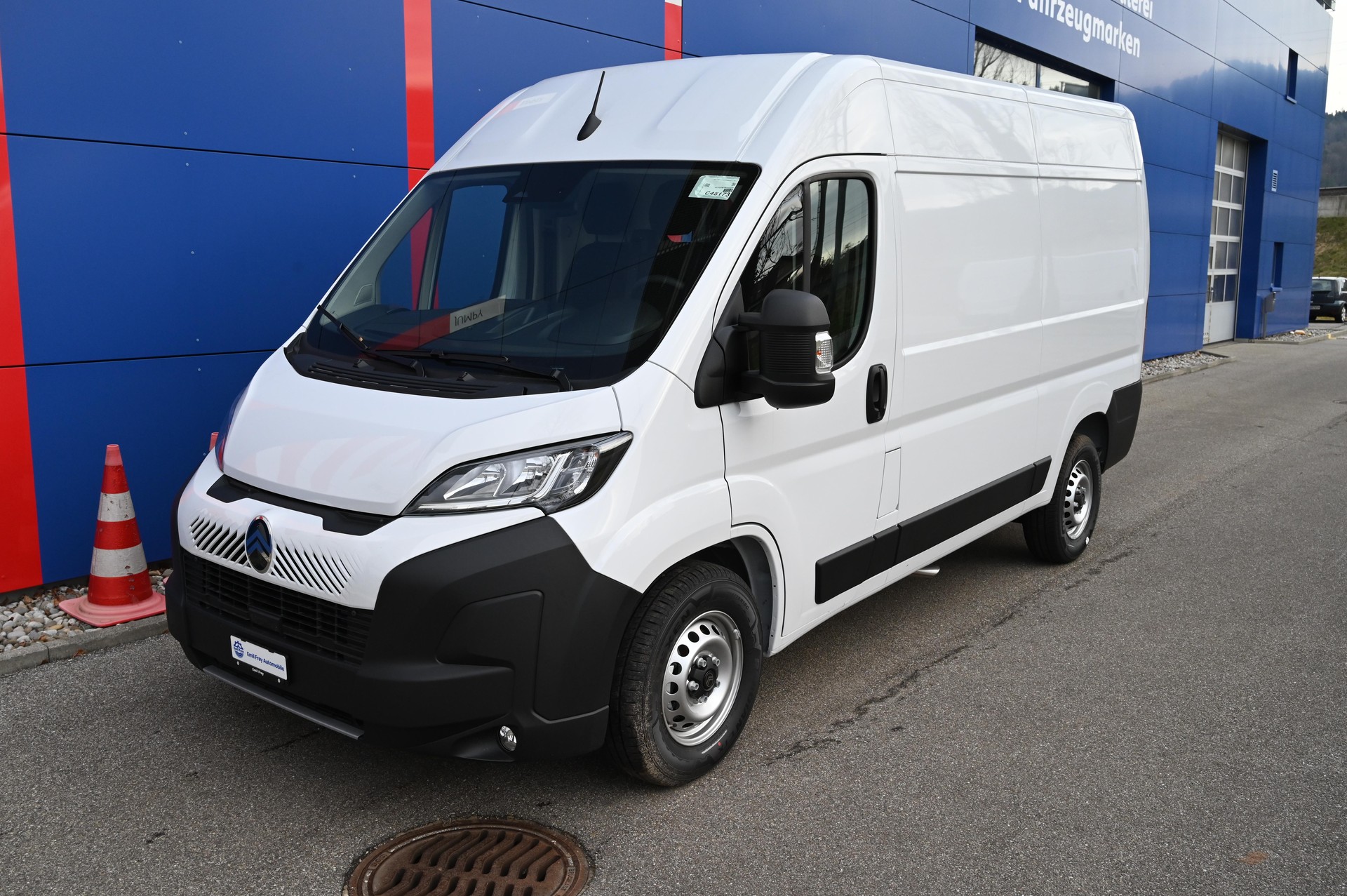 CITROEN Jumper Kaw. 35 L2H2 2.2 BlueHDi 140 S/S - AUTOMAT-image-0